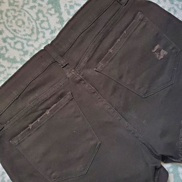 STS BLUE (SEETHRUSOUL) Mid-Rise Boyfriend Distressed Denim Shorts - Picture 5 of 8